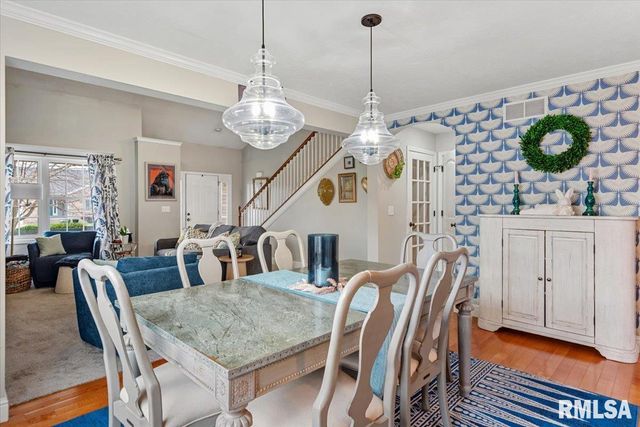 1617 Sidener Hall, Chatham, IL 62629