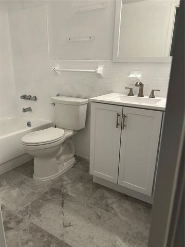 1801 NE 62nd Street 103, Fort Lauderdale, FL 33308