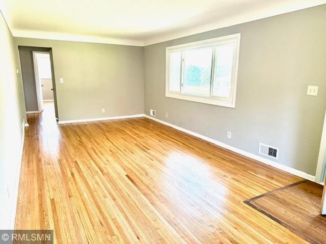 114 20th Avenue N, South Saint Paul, MN 55075