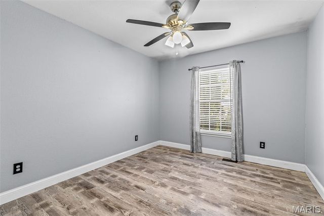 223 Williamsburg Drive, Crystal City, MO 63019