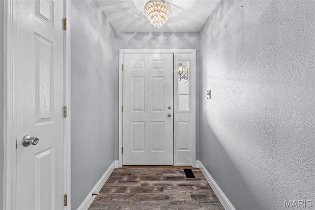223 Williamsburg Drive, Crystal City, MO 63019