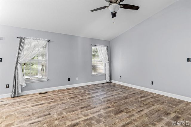223 Williamsburg Drive, Crystal City, MO 63019