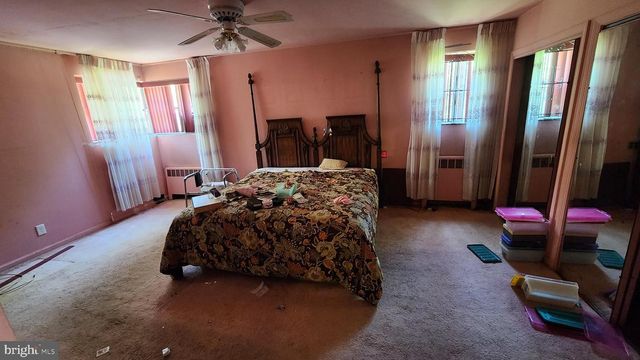 4951 MONUMENT RD, Philadelphia, PA 19131