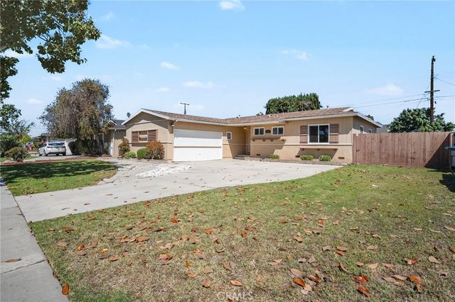 1519 W Maxzim Avenue, Fullerton, CA 92833