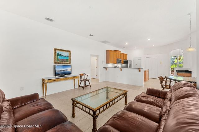 1947 Windbrook Drive SE, Palm Bay, FL 32909