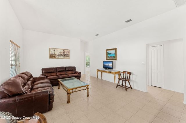 1947 Windbrook Drive SE, Palm Bay, FL 32909