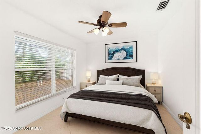 1947 Windbrook Drive SE, Palm Bay, FL 32909