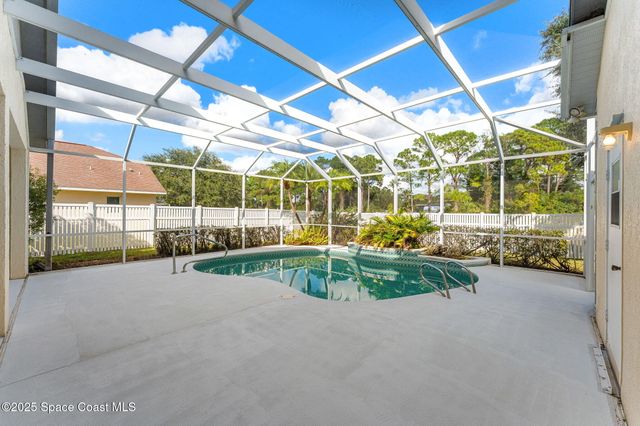 1947 Windbrook Drive SE, Palm Bay, FL 32909