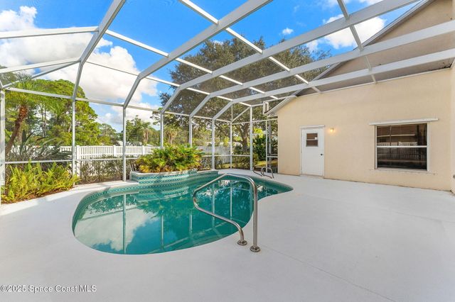 1947 Windbrook Drive SE, Palm Bay, FL 32909