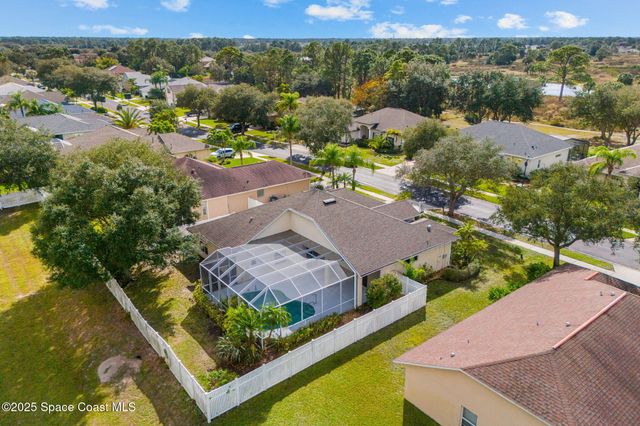 1947 Windbrook Drive SE, Palm Bay, FL 32909