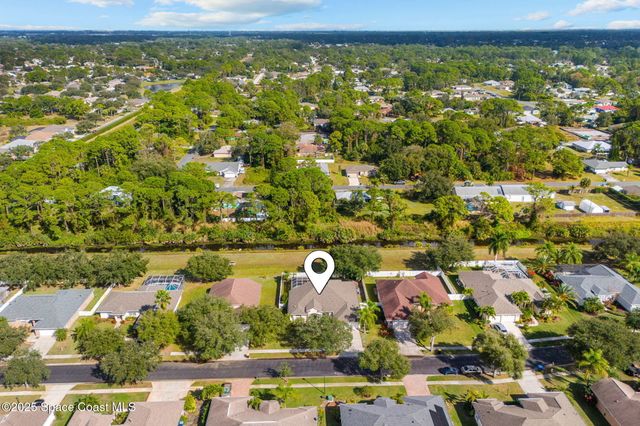 1947 Windbrook Drive SE, Palm Bay, FL 32909
