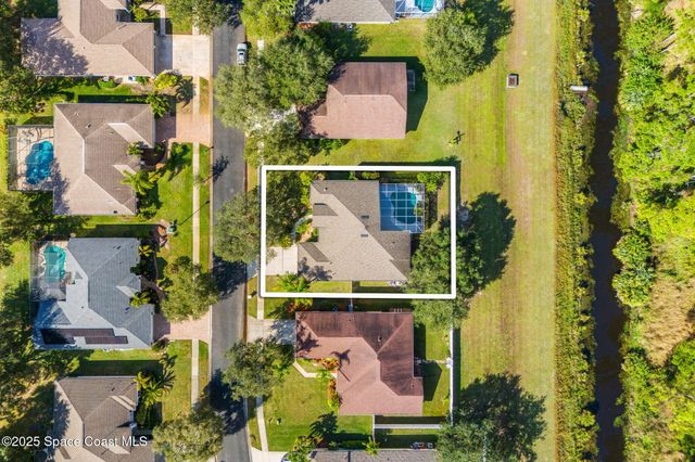 1947 Windbrook Drive SE, Palm Bay, FL 32909