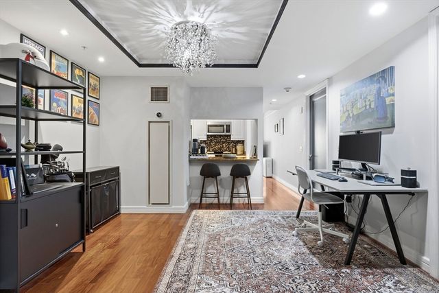 3 Avery 803, Boston, MA 02111