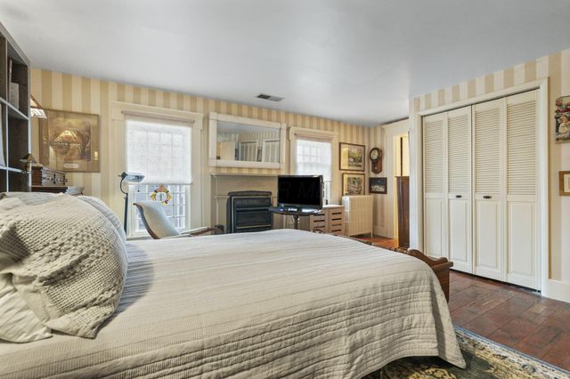 75 Hill Street, Logan, OH 43138