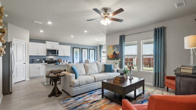 1040 BOLL WEEVIL Drive, Cleburne, TX 76031
