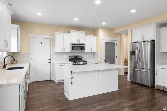 5194 W HEDGEROSE DR, Herriman, UT 84096