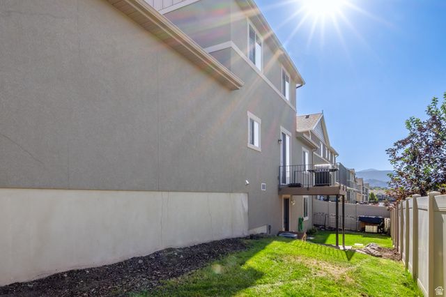 5194 W HEDGEROSE DR, Herriman, UT 84096