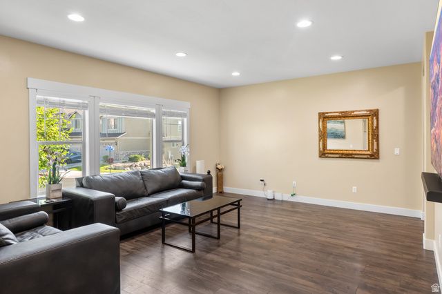 5194 W HEDGEROSE DR, Herriman, UT 84096
