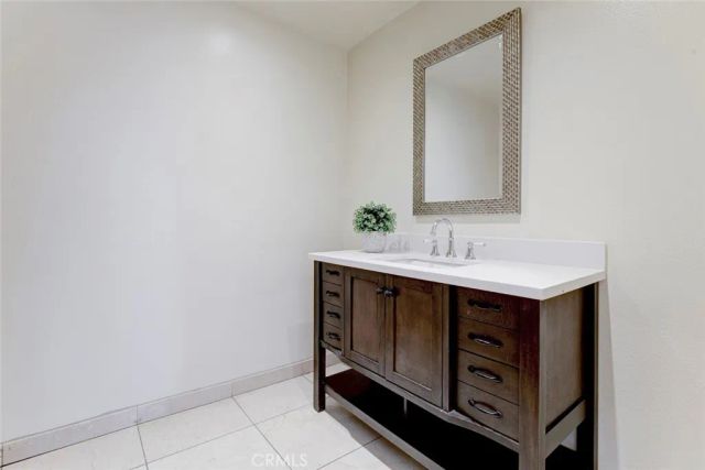 1218 E Tujunga, Burbank, CA 91501