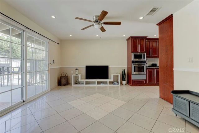 1218 E Tujunga, Burbank, CA 91501