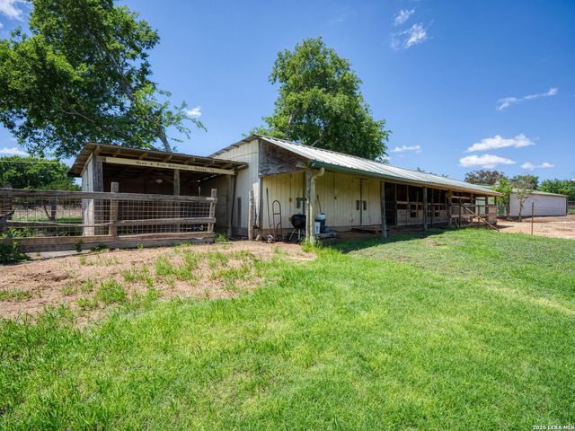 122 Steel Valley Dr, Boerne, TX 78006