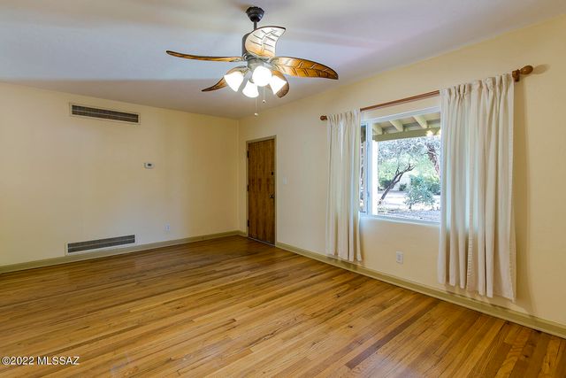 2110 E Water Street, Tucson, AZ 85719