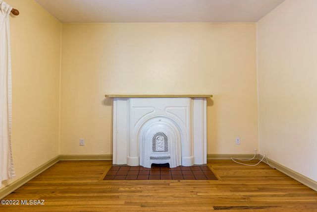 2110 E Water Street, Tucson, AZ 85719