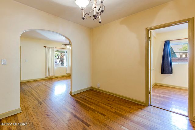 2110 E Water Street, Tucson, AZ 85719