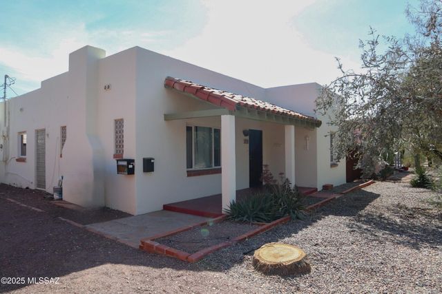 2110 E Water Street, Tucson, AZ 85719