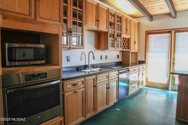 2110 E Water Street, Tucson, AZ 85719