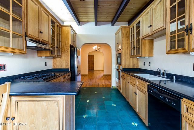 2110 E Water Street, Tucson, AZ 85719