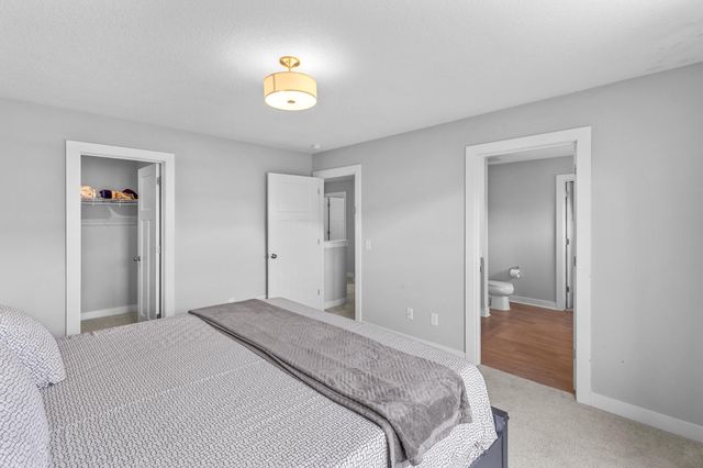 10118 Arrowwood Trail, Woodbury, MN 55129