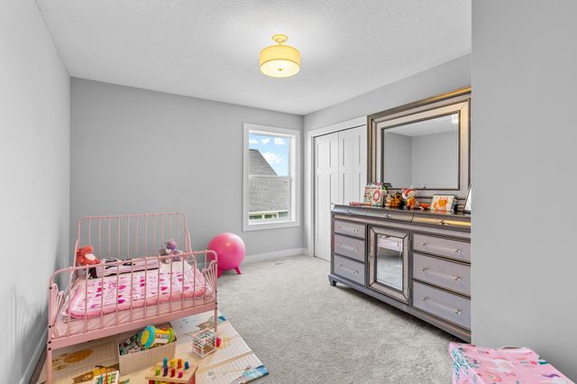 10118 Arrowwood Trail, Woodbury, MN 55129