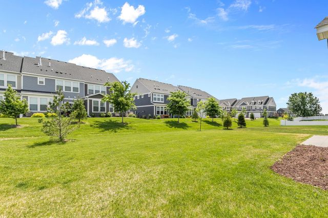 10118 Arrowwood Trail, Woodbury, MN 55129
