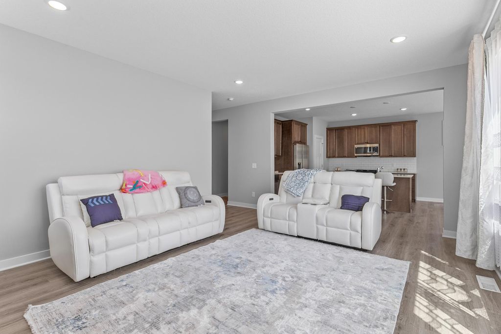 10118 Arrowwood Trail, Woodbury, MN 55129 — photo 5