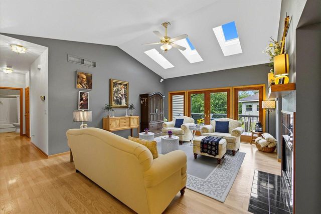 710 Moraine COURT, Kewaskum, WI 53040