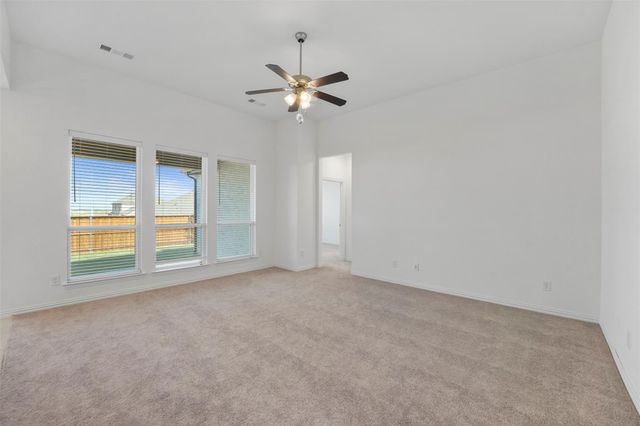 144 Tierra Blanca Lane, Rhome, TX 76078