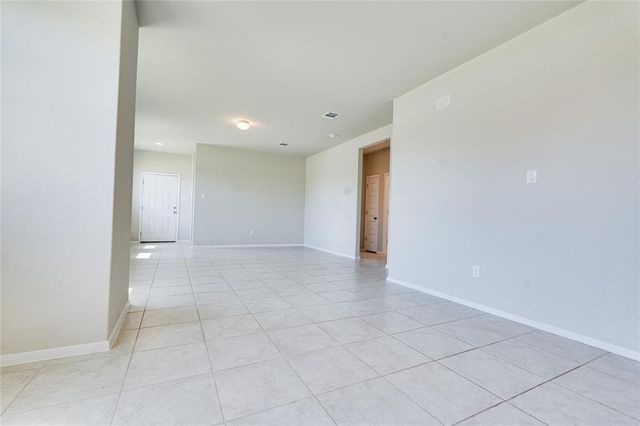 300 Fabion ST, Kyle, TX 78640