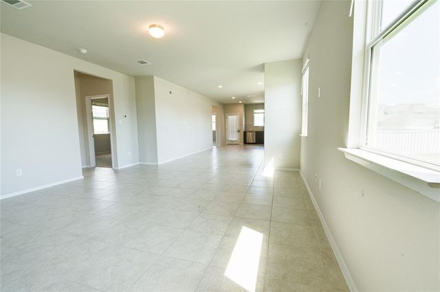 300 Fabion ST, Kyle, TX 78640