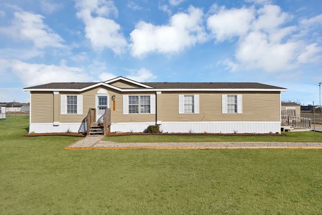 5900 Wild Berry Trail, Joshua, TX 76058