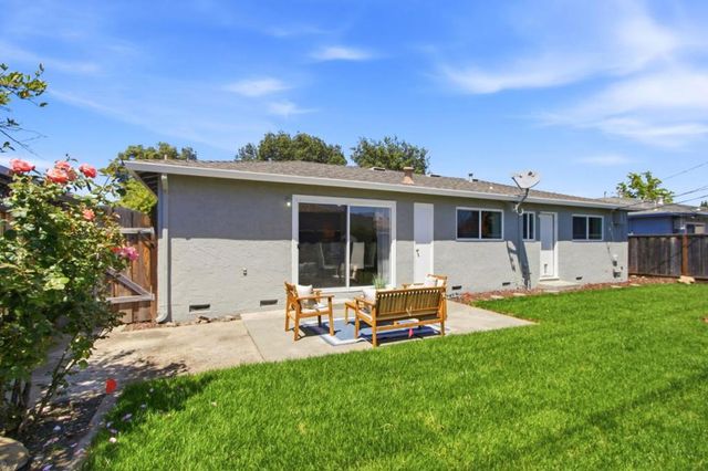 Russo Drive, San Jose, CA 95118