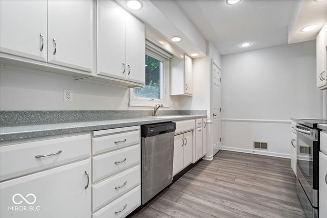 9263 Spring Forest Drive 7, Indianapolis, IN 46260