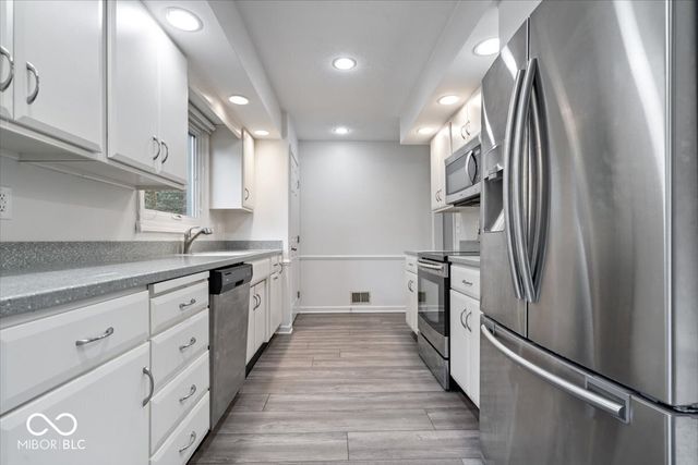 9263 Spring Forest Drive 7, Indianapolis, IN 46260