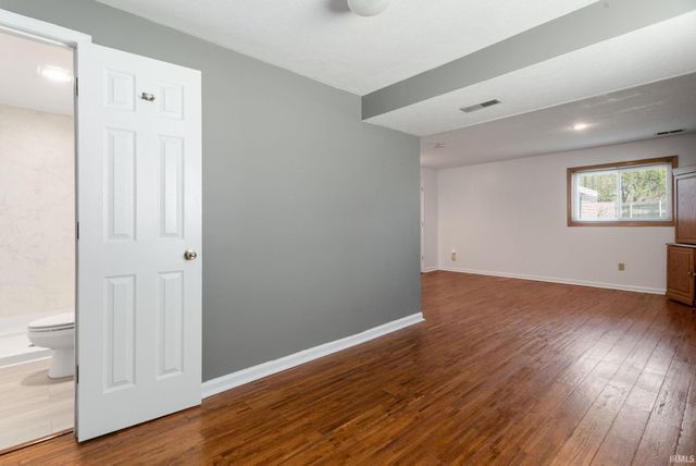 27407 Cobblestone Way, Elkhart, IN 46514