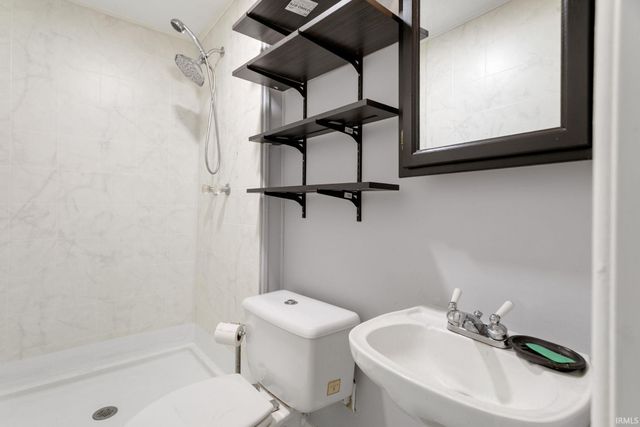 27407 Cobblestone Way, Elkhart, IN 46514