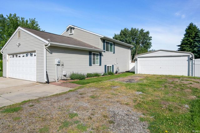 27407 Cobblestone Way, Elkhart, IN 46514