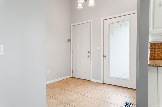 27407 Cobblestone Way, Elkhart, IN 46514