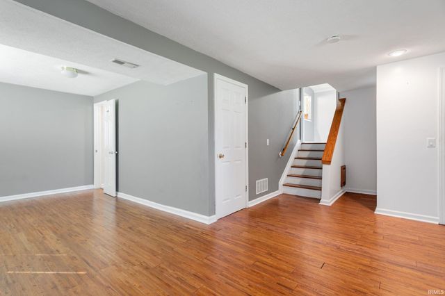27407 Cobblestone Way, Elkhart, IN 46514