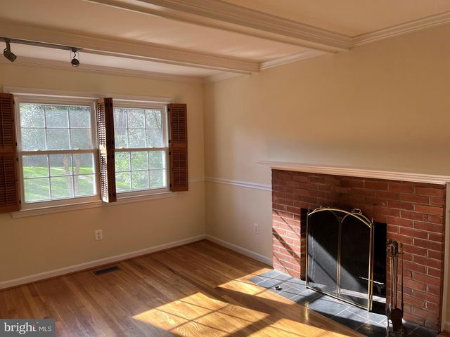 3225 DUNSTER CT, Fairfax, VA 22030