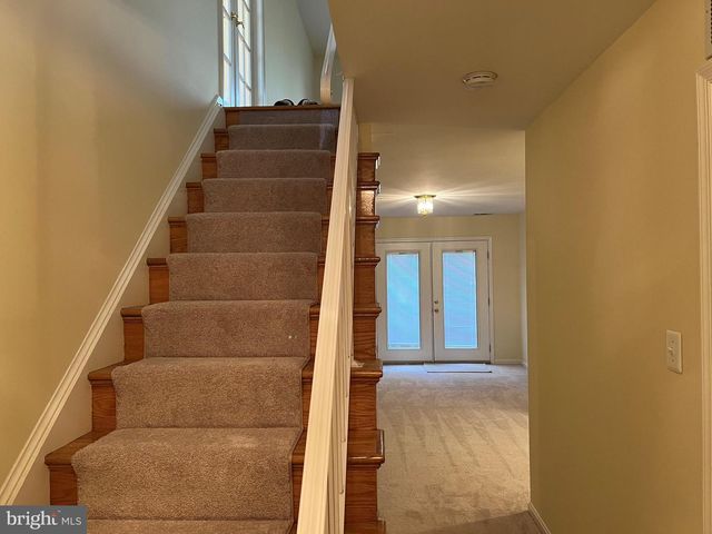 3225 DUNSTER CT, Fairfax, VA 22030